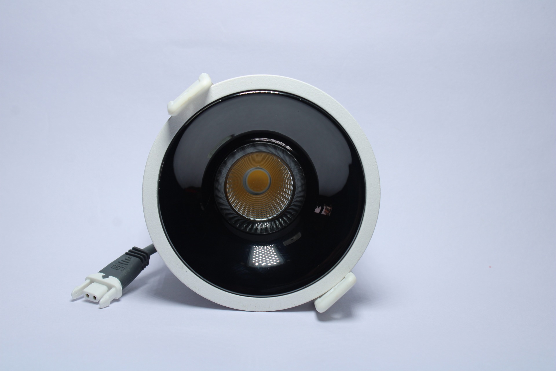 AMOR REFLECTOR FRONT